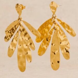 NWT Sezane Jordane Earrings